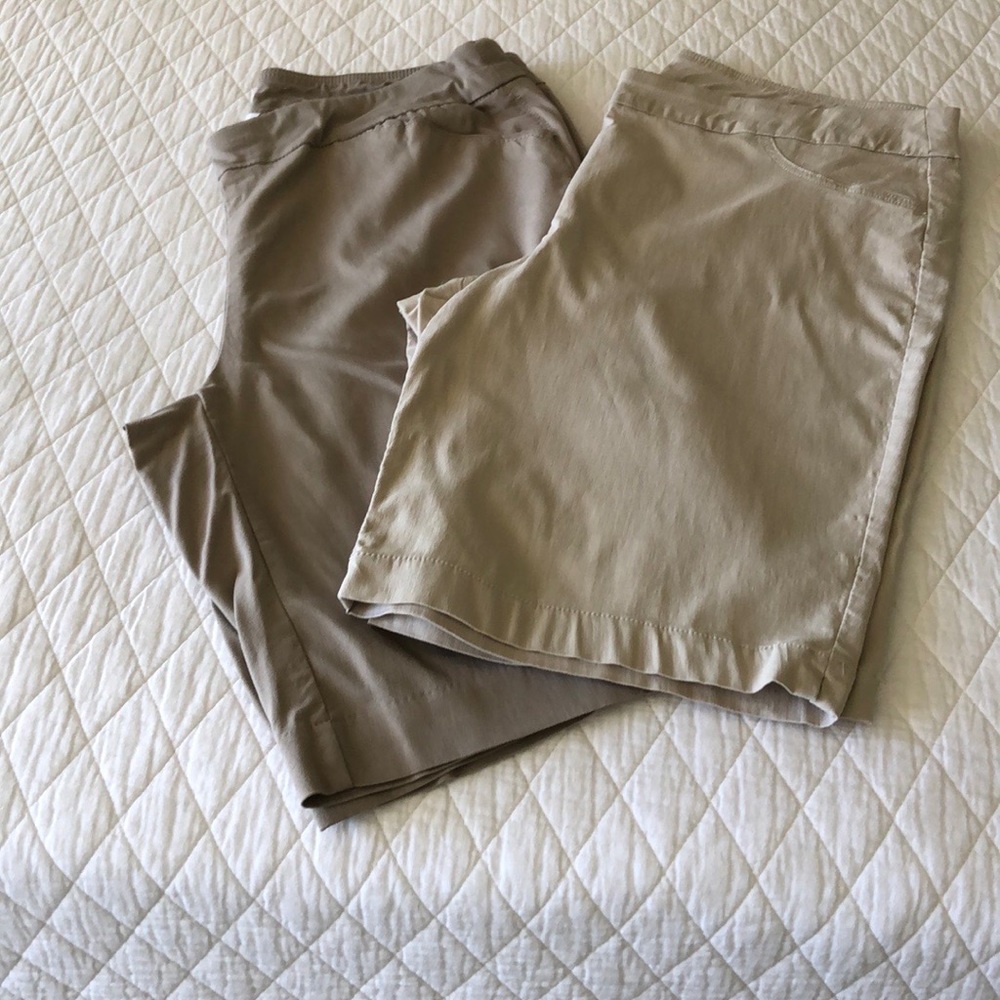 Kim Rogers ladies stretch shorts. Bundle of 2 pairs for 1 price!